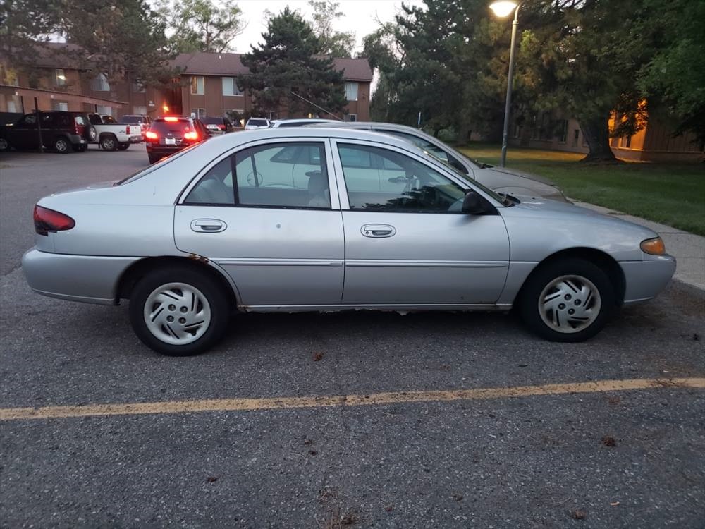 junk car buyers in Livonia MI